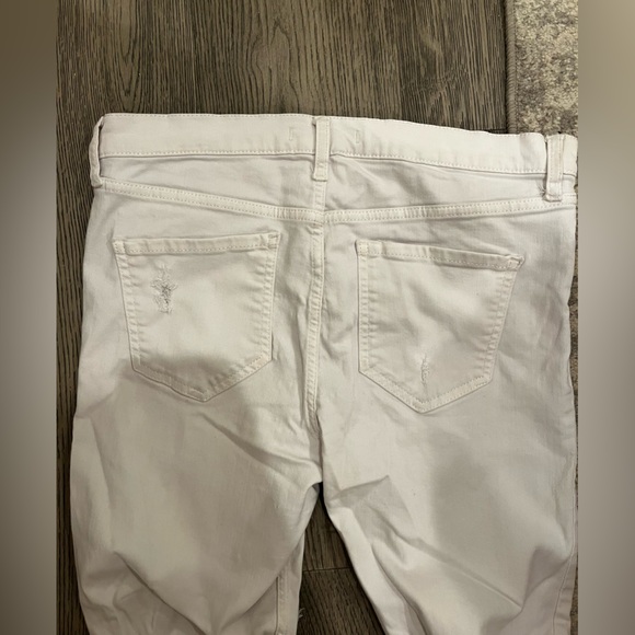 Free People White Distressed High Rise Jeans Size 30 - Picture 3 of 3